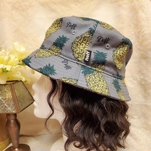 🍍Neff Bucket Hat